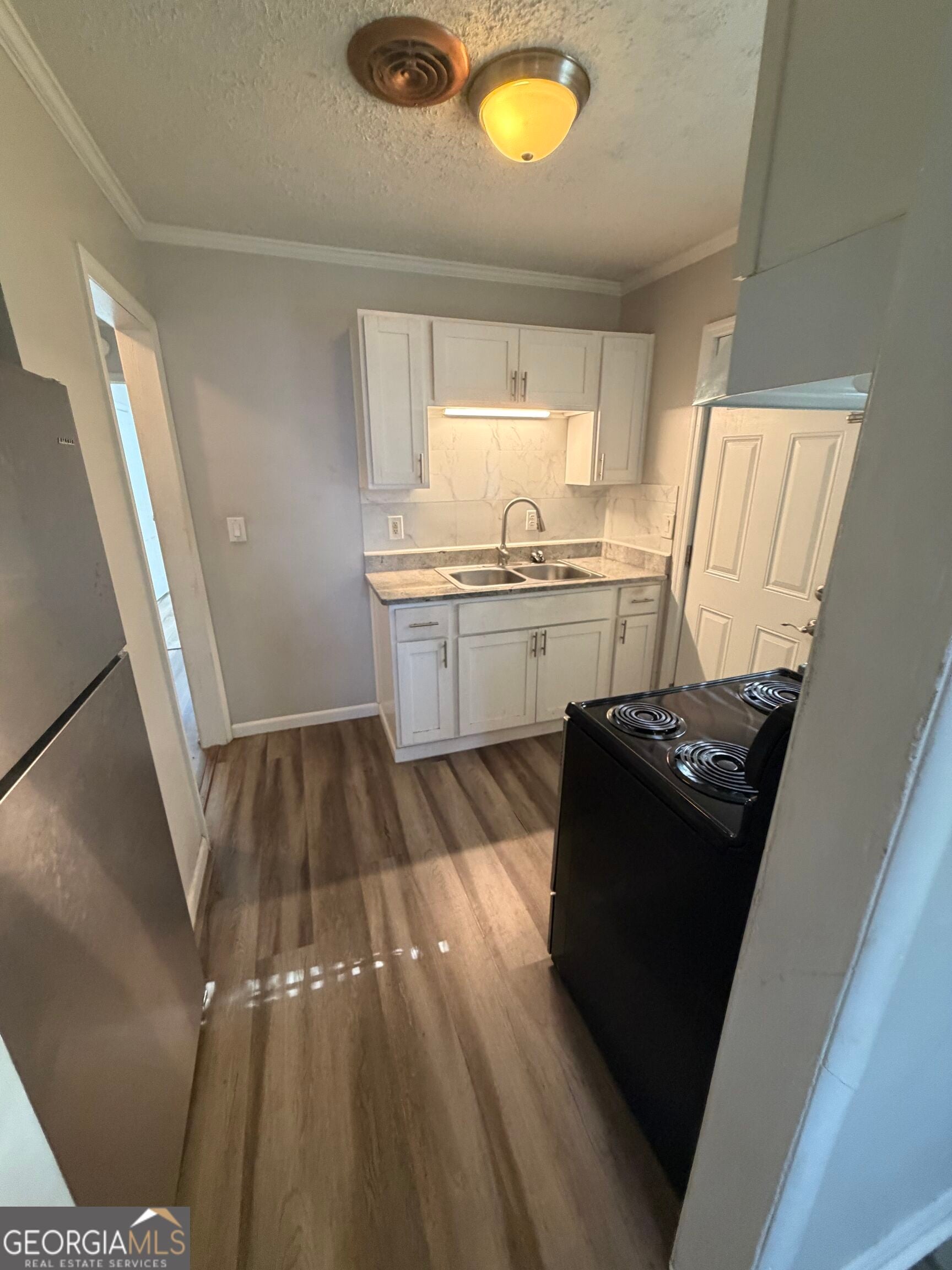 120 Meadowdale DR