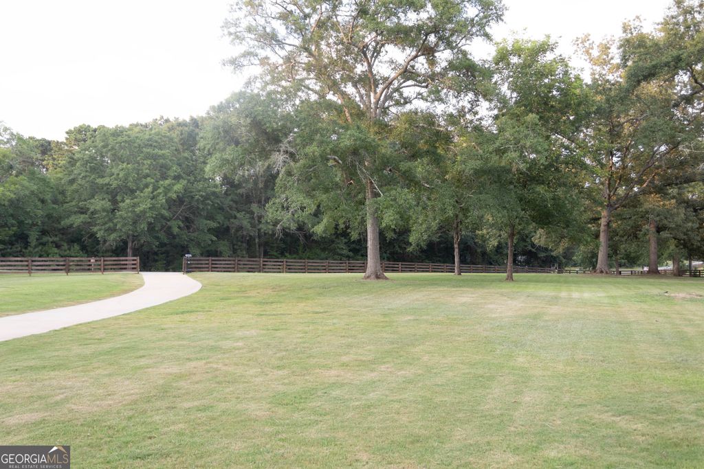 Photo of 801 Glass Bridge Road, Lagrange, GA 30240 (MLS # 10767124)