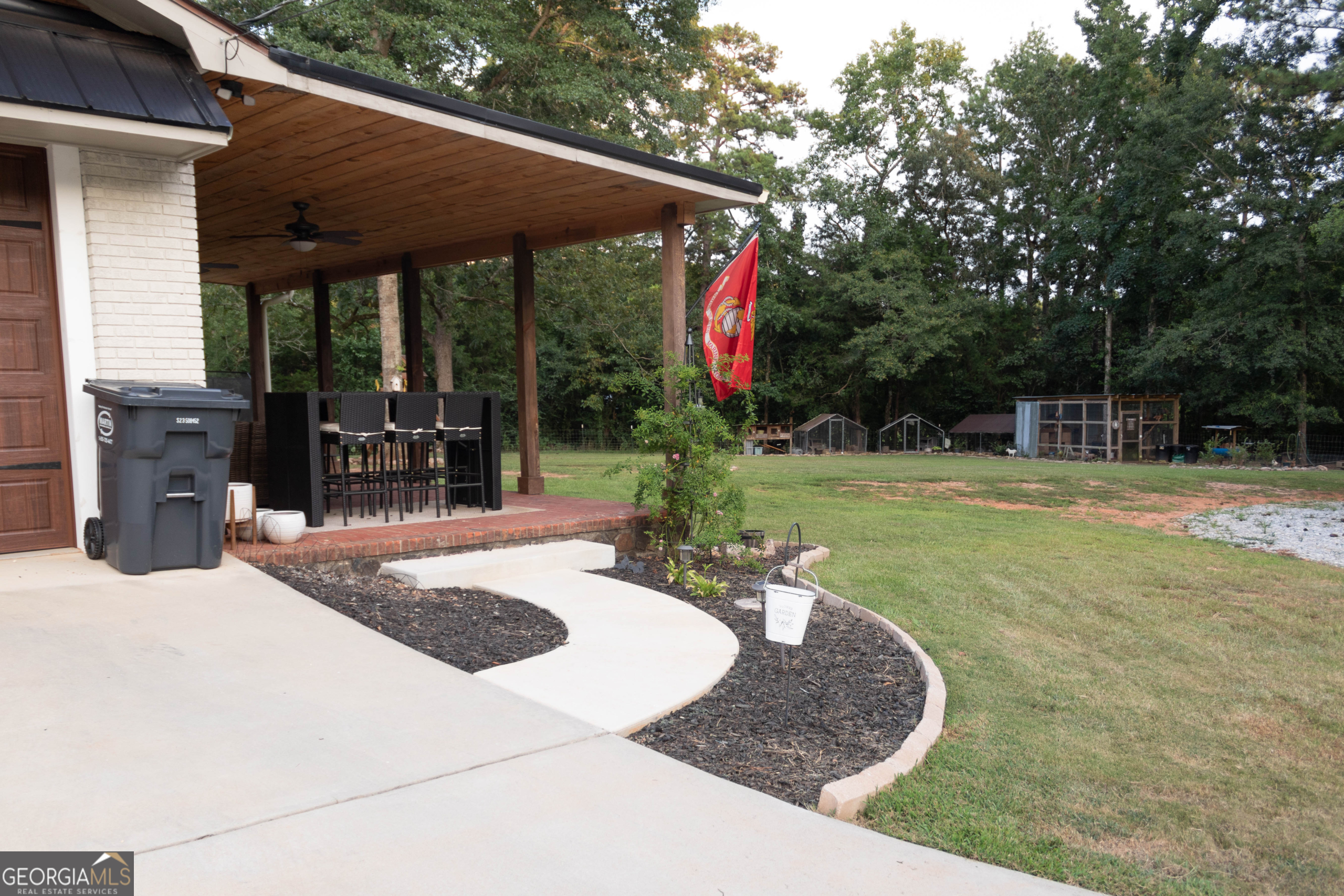 801 Glass Bridge RD