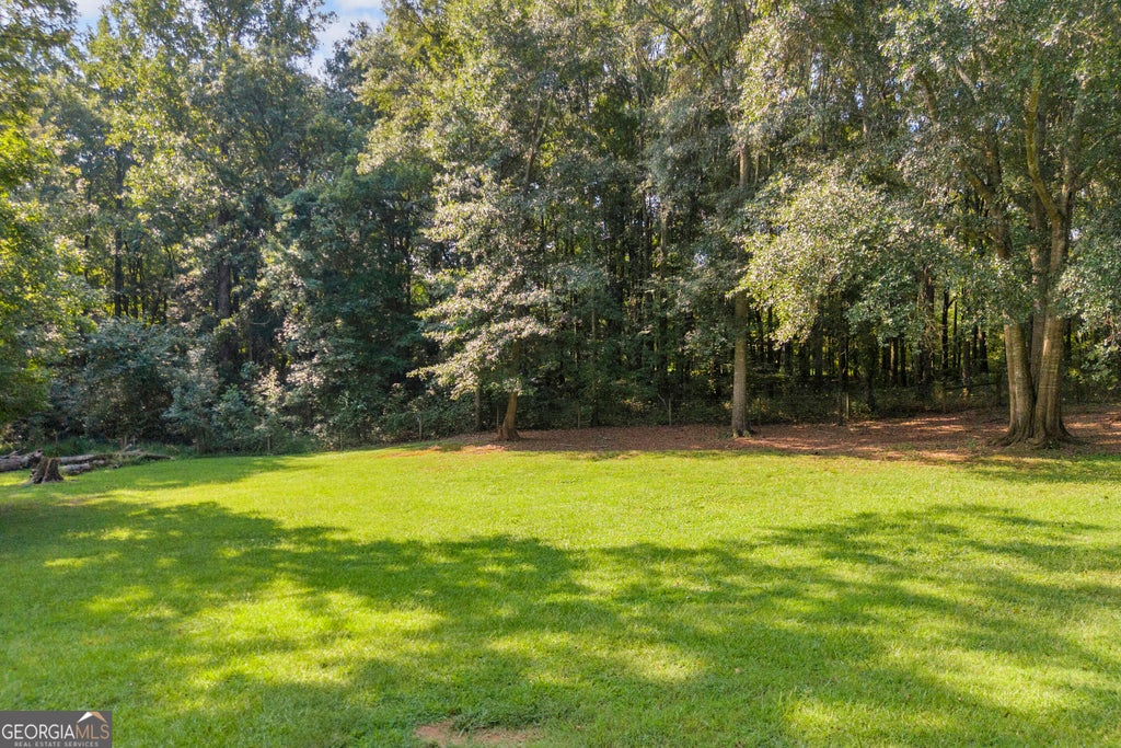 Photo of 5688 Highway 82 SPUR, Commerce, GA 30529 (MLS # 10837638)