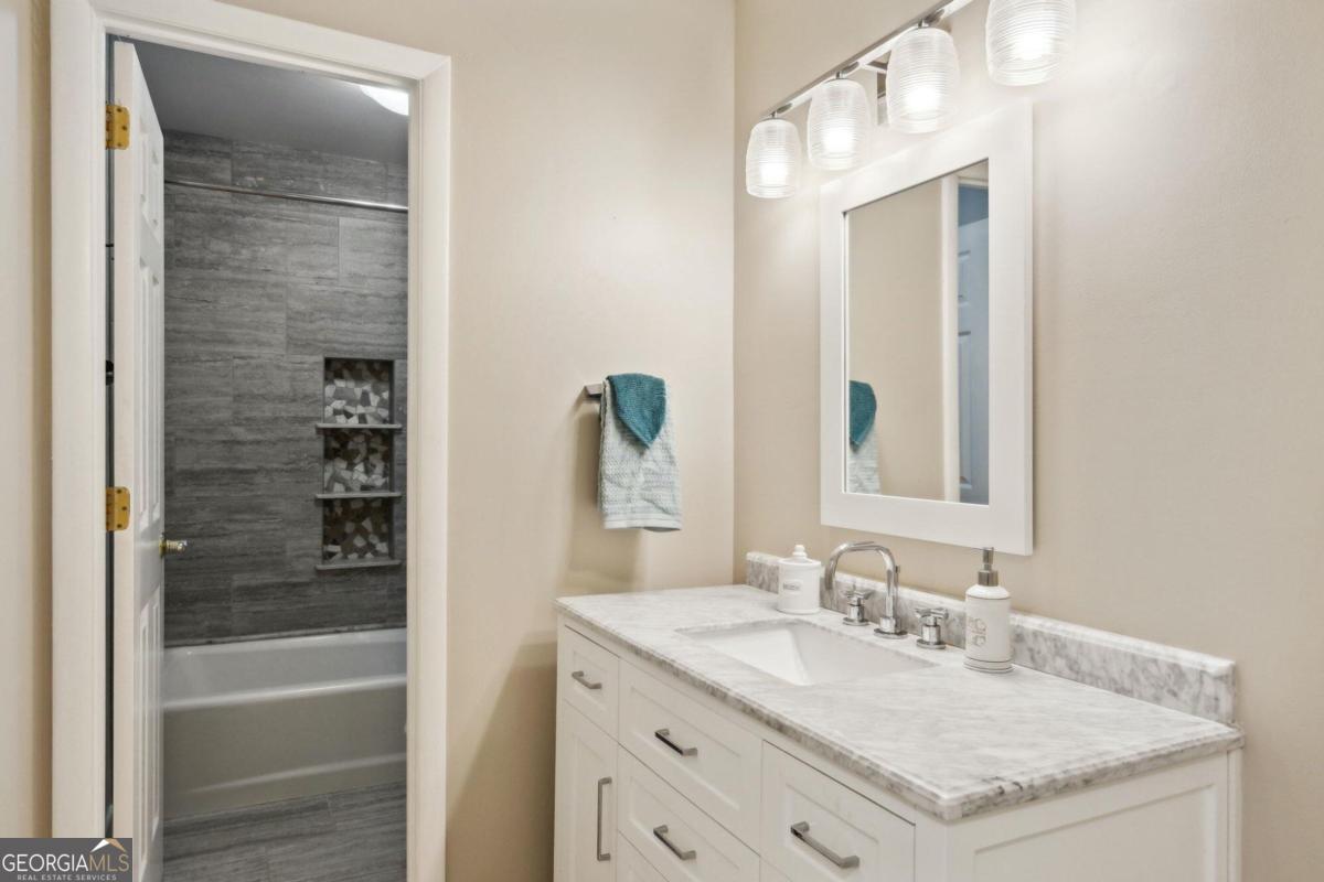 Willow Point - Residential