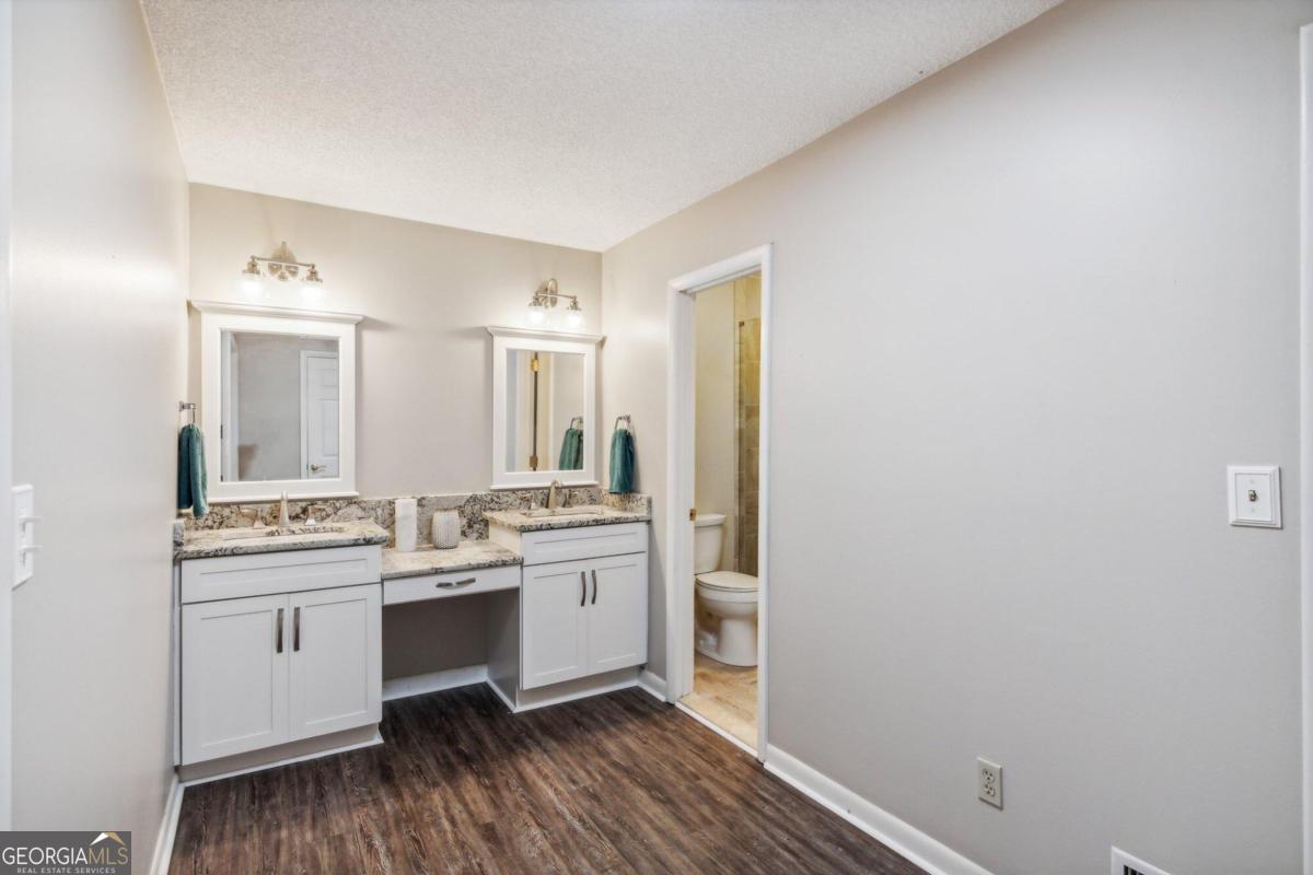 Willow Point - Residential