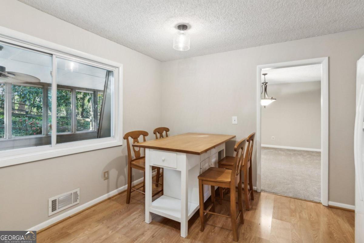 Willow Point - Residential