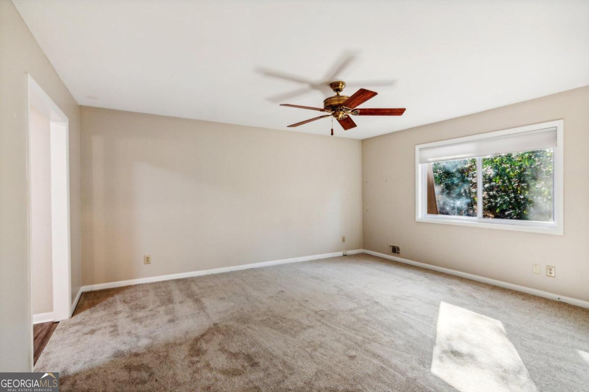 Willow Point - Residential