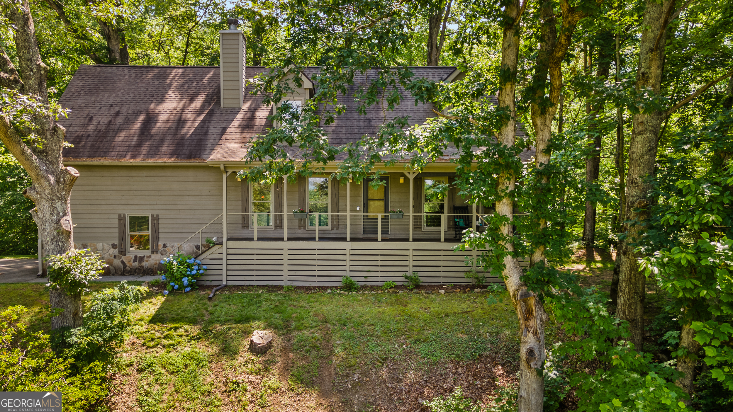 534 Mountainside DR