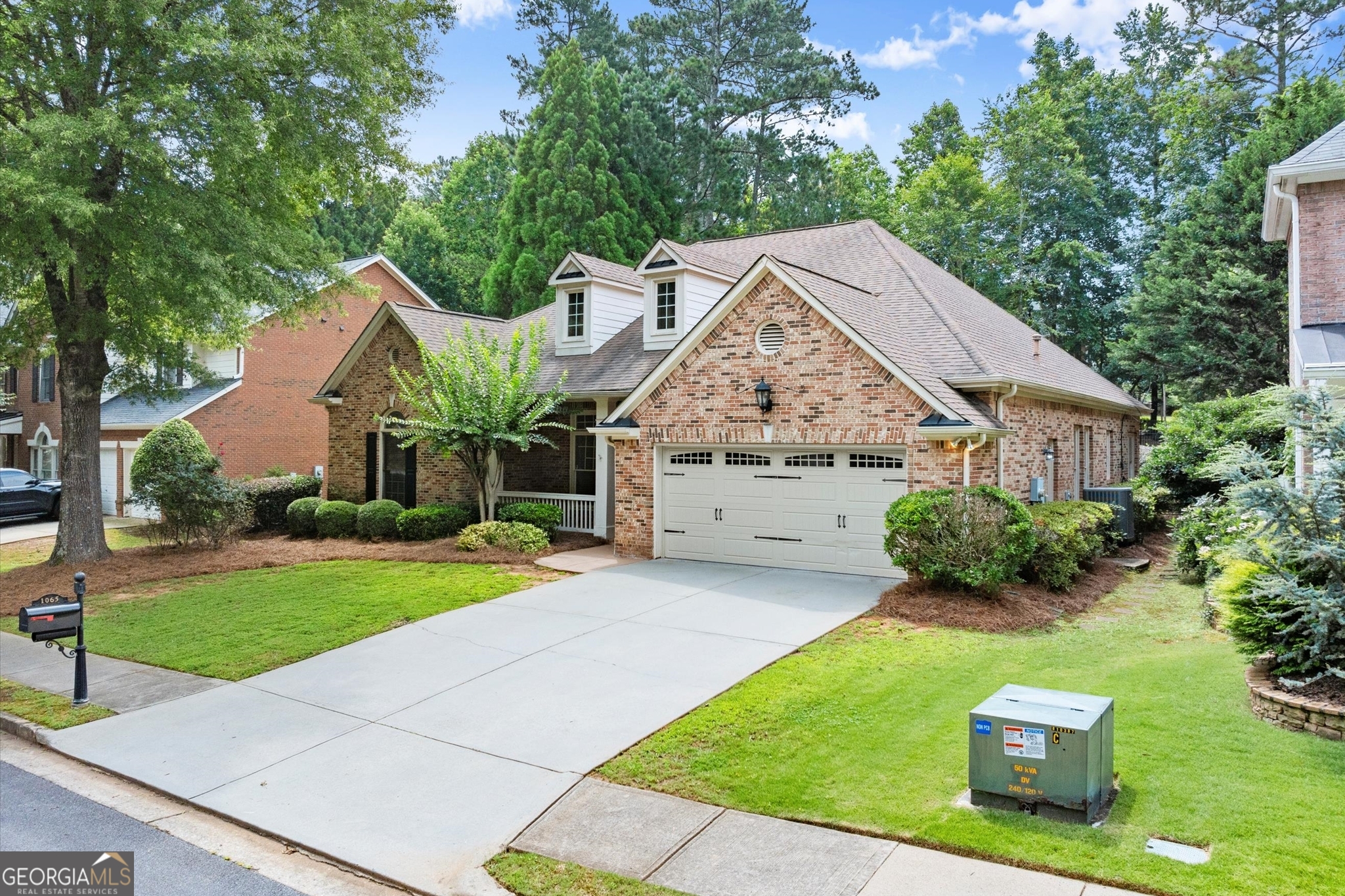 1065 Beacon Hill XING