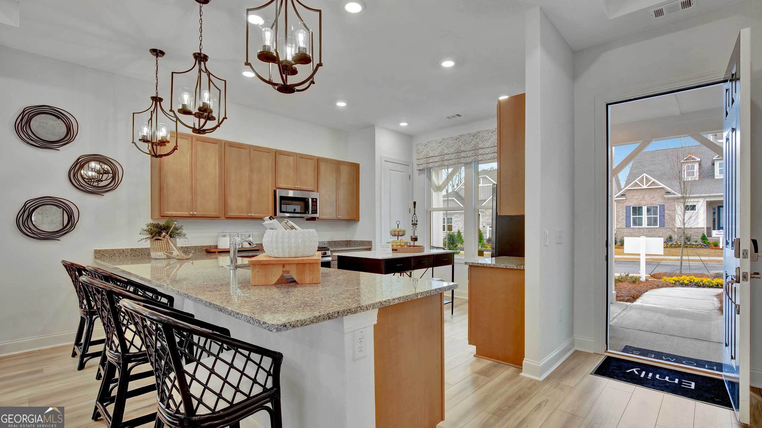 333 Catalina CT