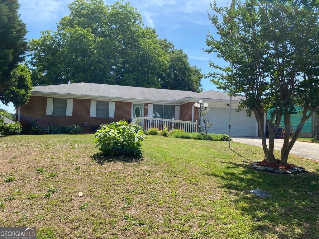 Photo of 6092 Prestige Valley Road, Morrow, GA 30260 (MLS # 10766244)