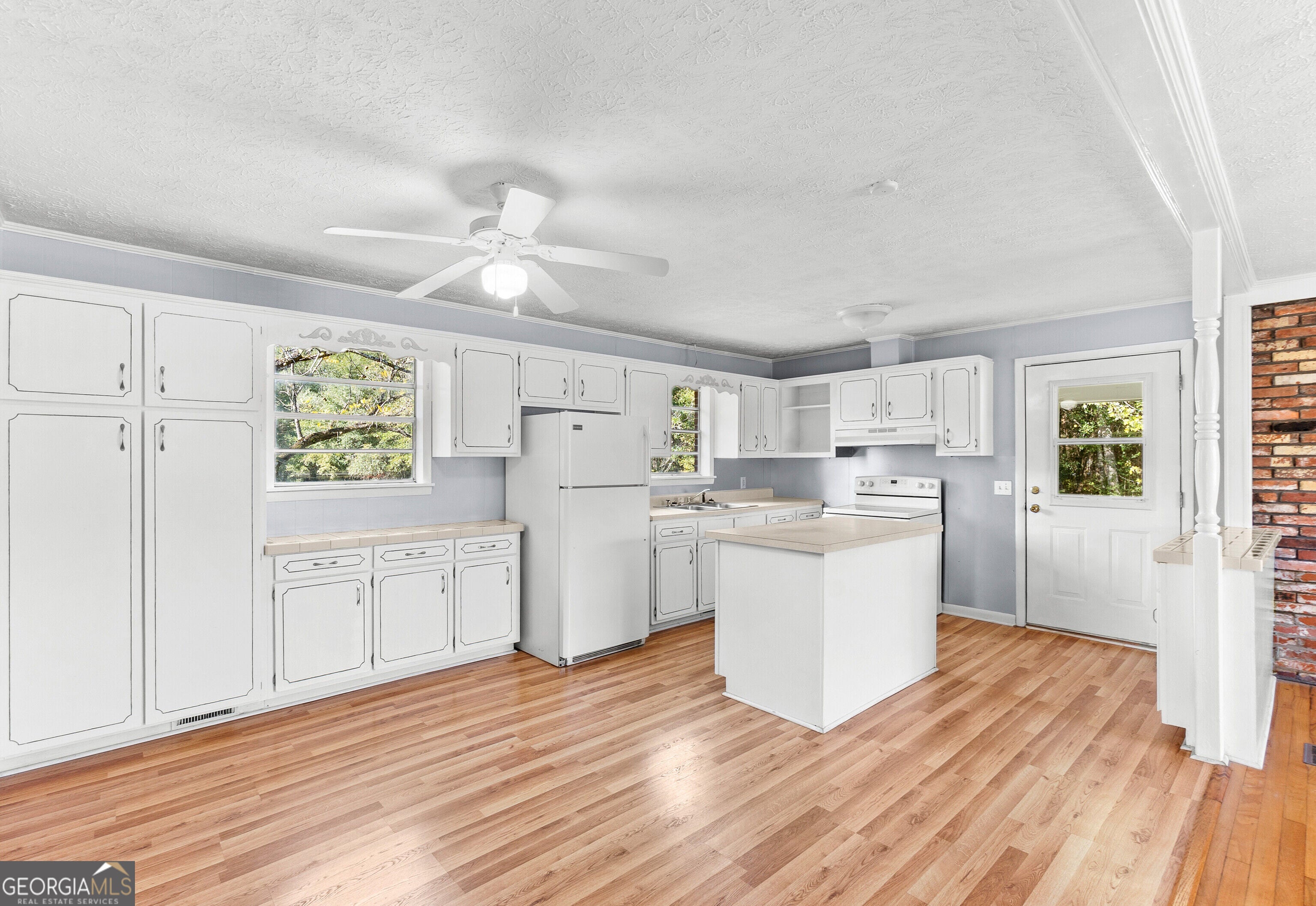 232 Lovely Grove Church Road