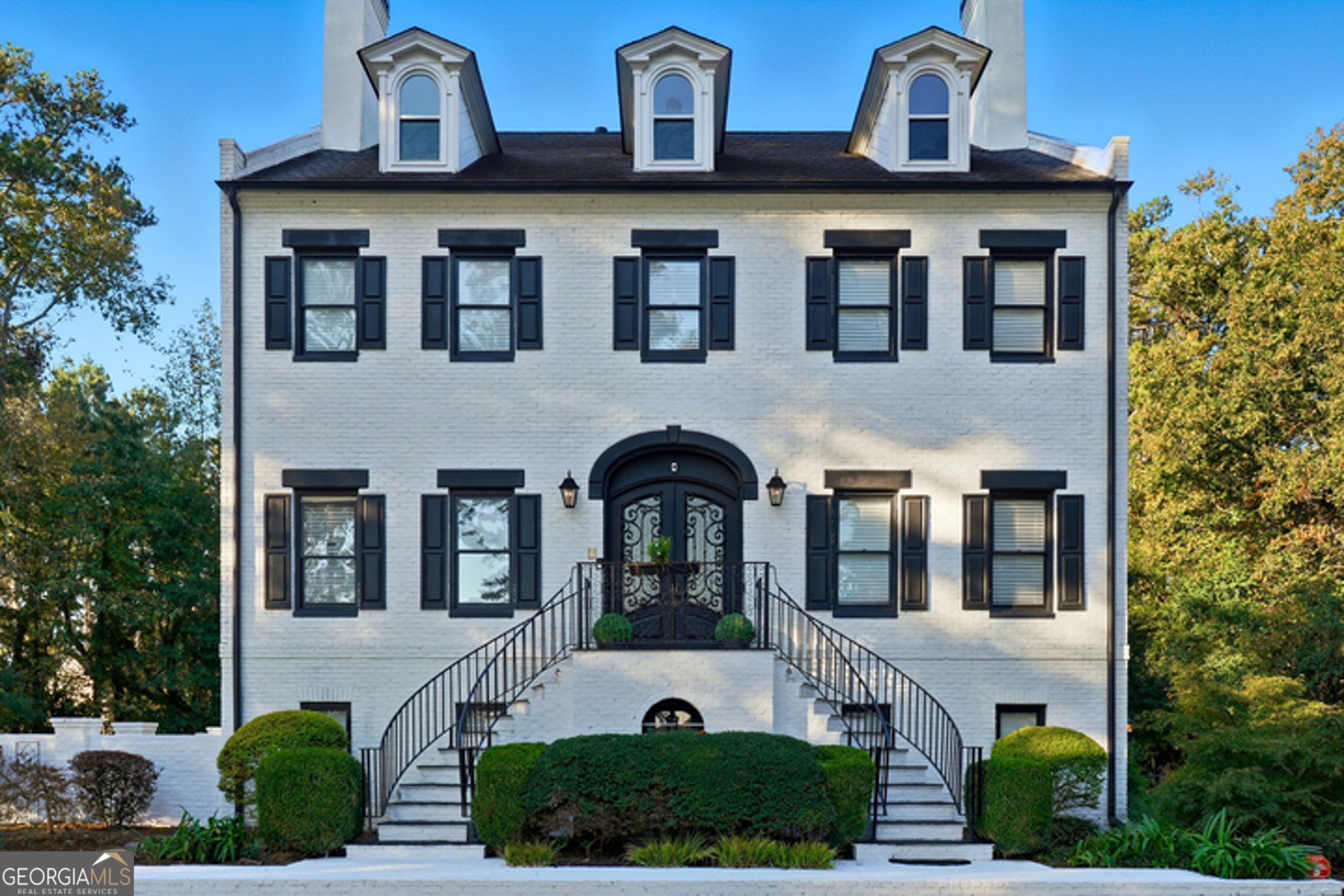 3003 Emerald DR