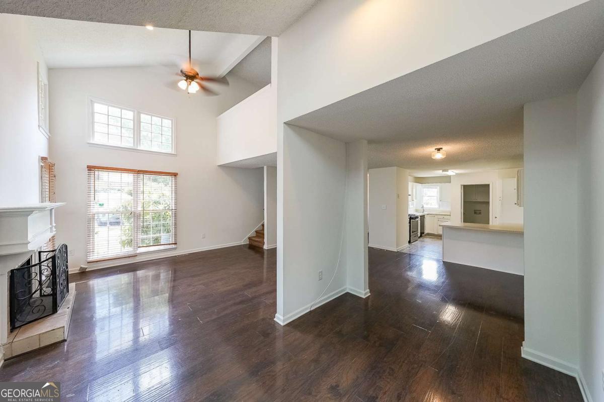 Wellcrest Townhomes - Residential
