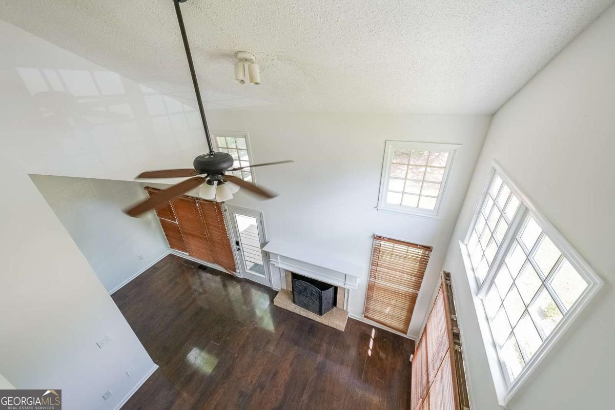 Wellcrest Townhomes - Residential