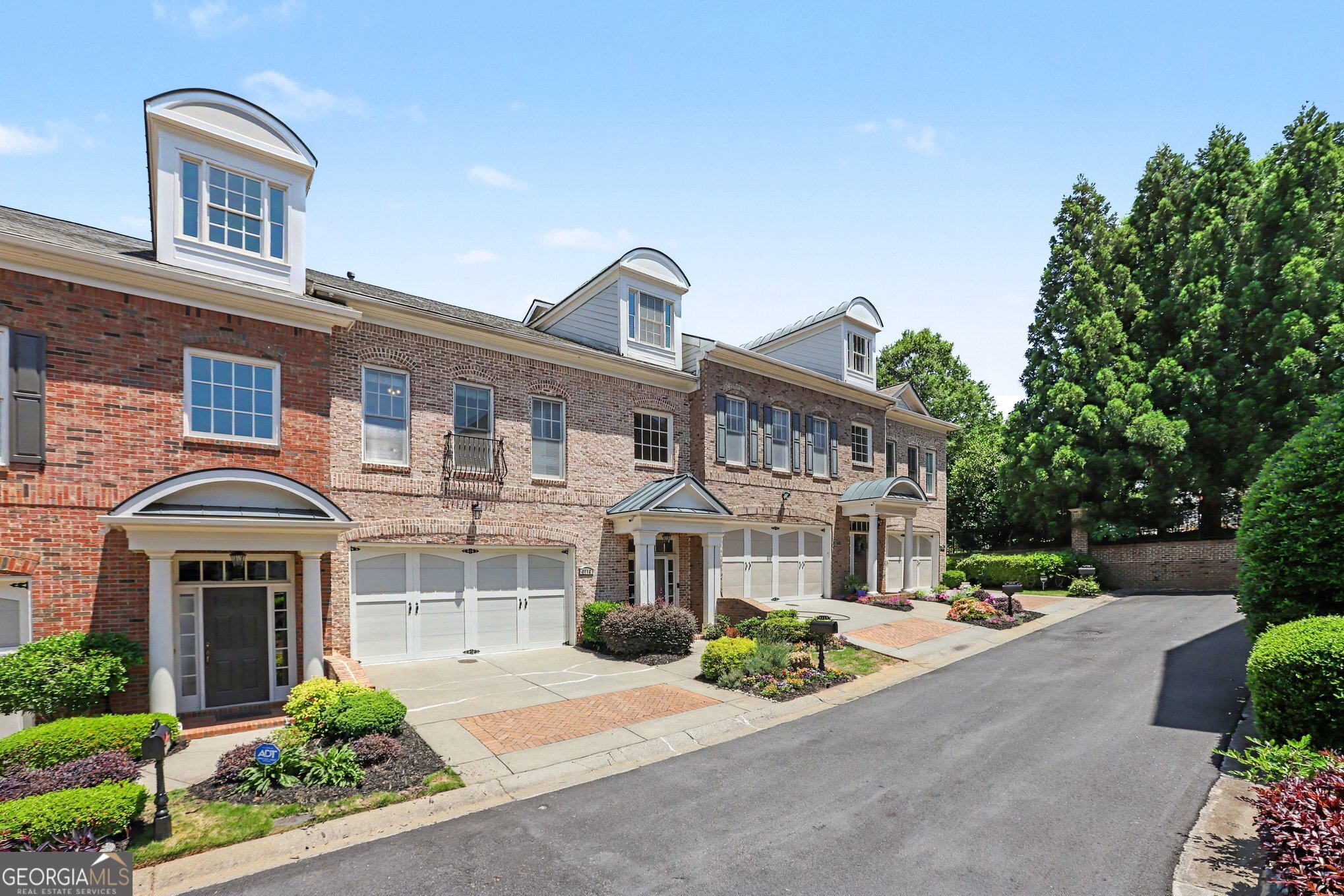 6118 Narcissa PL