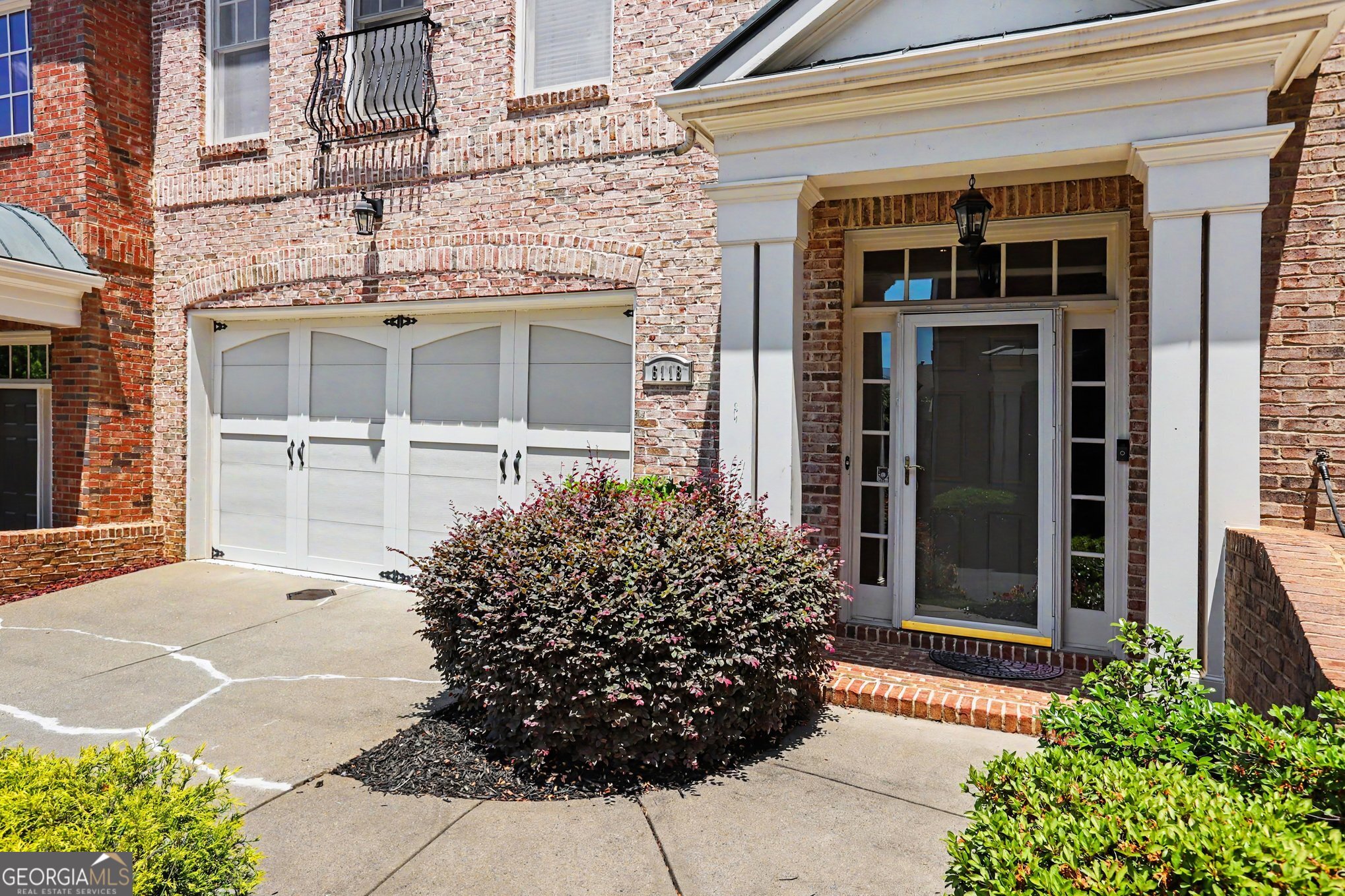 6118 Narcissa PL