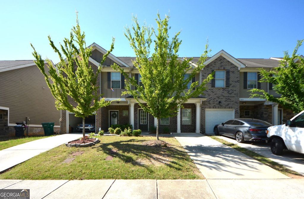 Photo of 1937 Old Dogwood, Jonesboro, GA 30238 (MLS # 10753621)