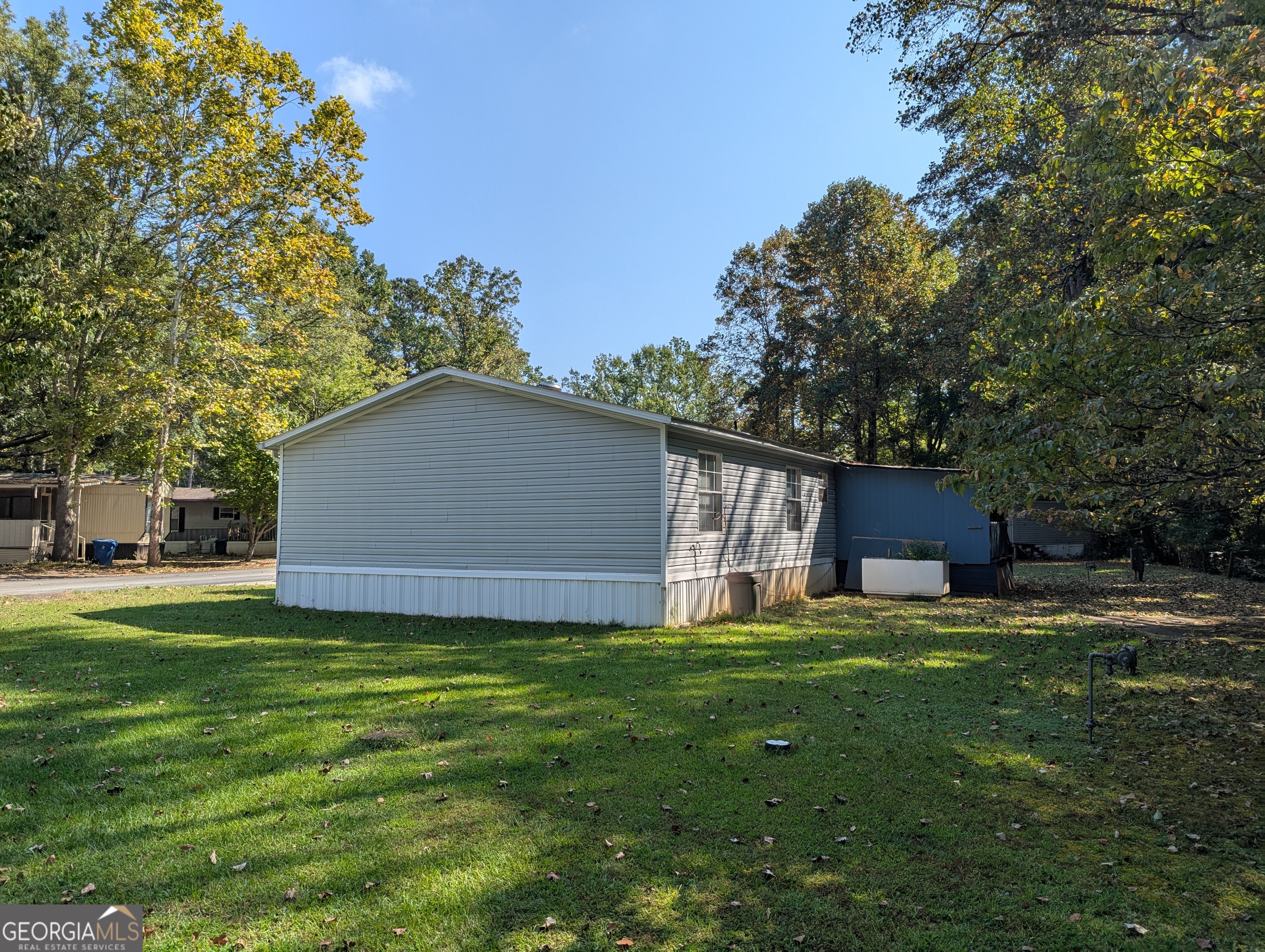 908 Buffalo RD