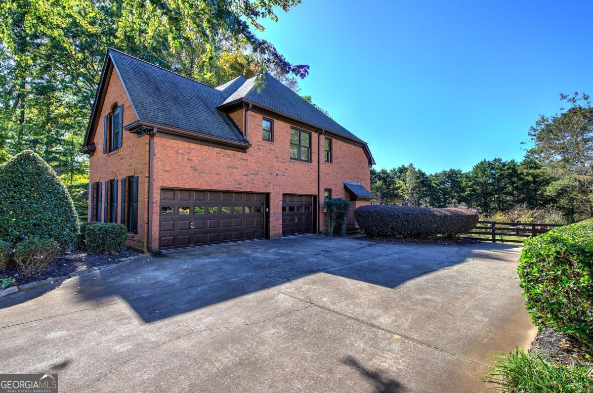 515 Watboro Hill DR