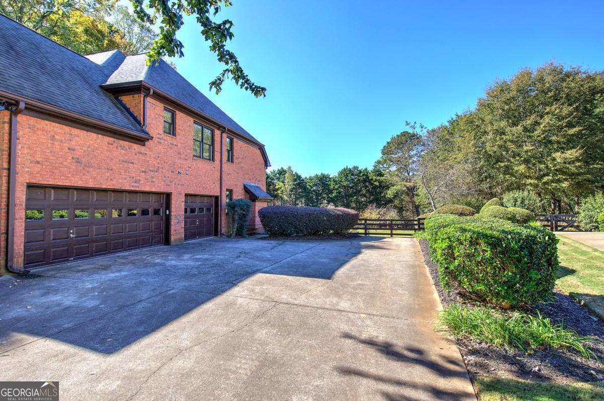 515 Watboro Hill DR