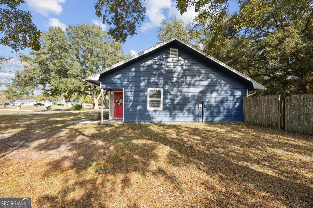 Photo of 295 Mallard Pointe Drive, Woodbine, GA 31569 (MLS # 10656254)
