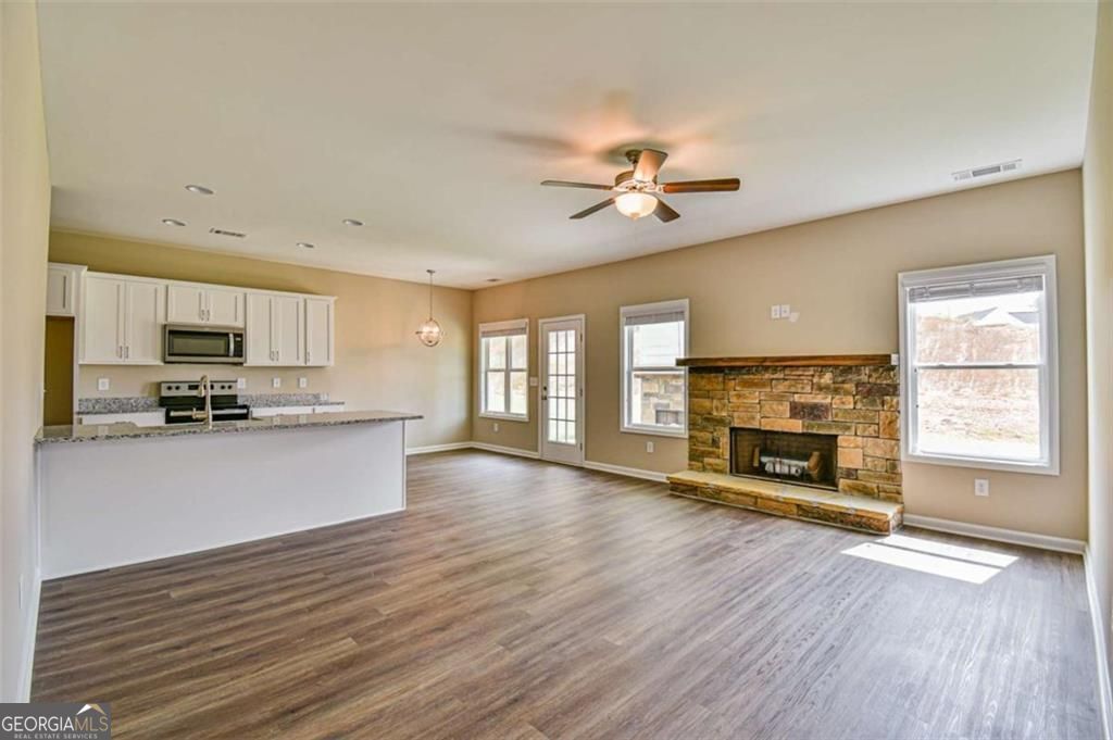 6413 River Plantation DR