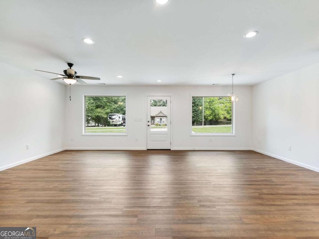 Photo of 8083 Beachwood Drive, Murrayville, GA 30564 (MLS # 10724323)