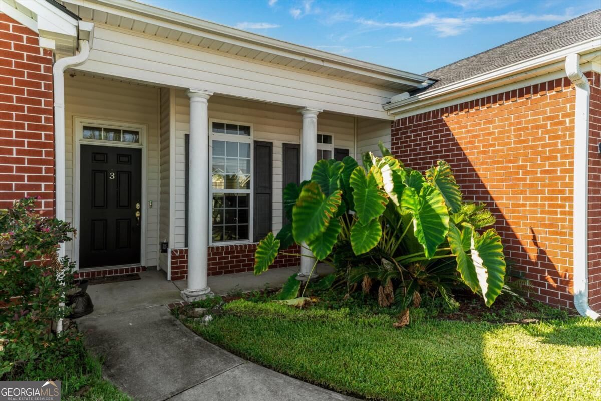 3 Bay Willow CT