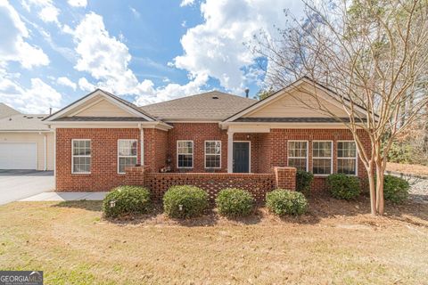 347 Villa Park CIR Stone Mountain GA 30087