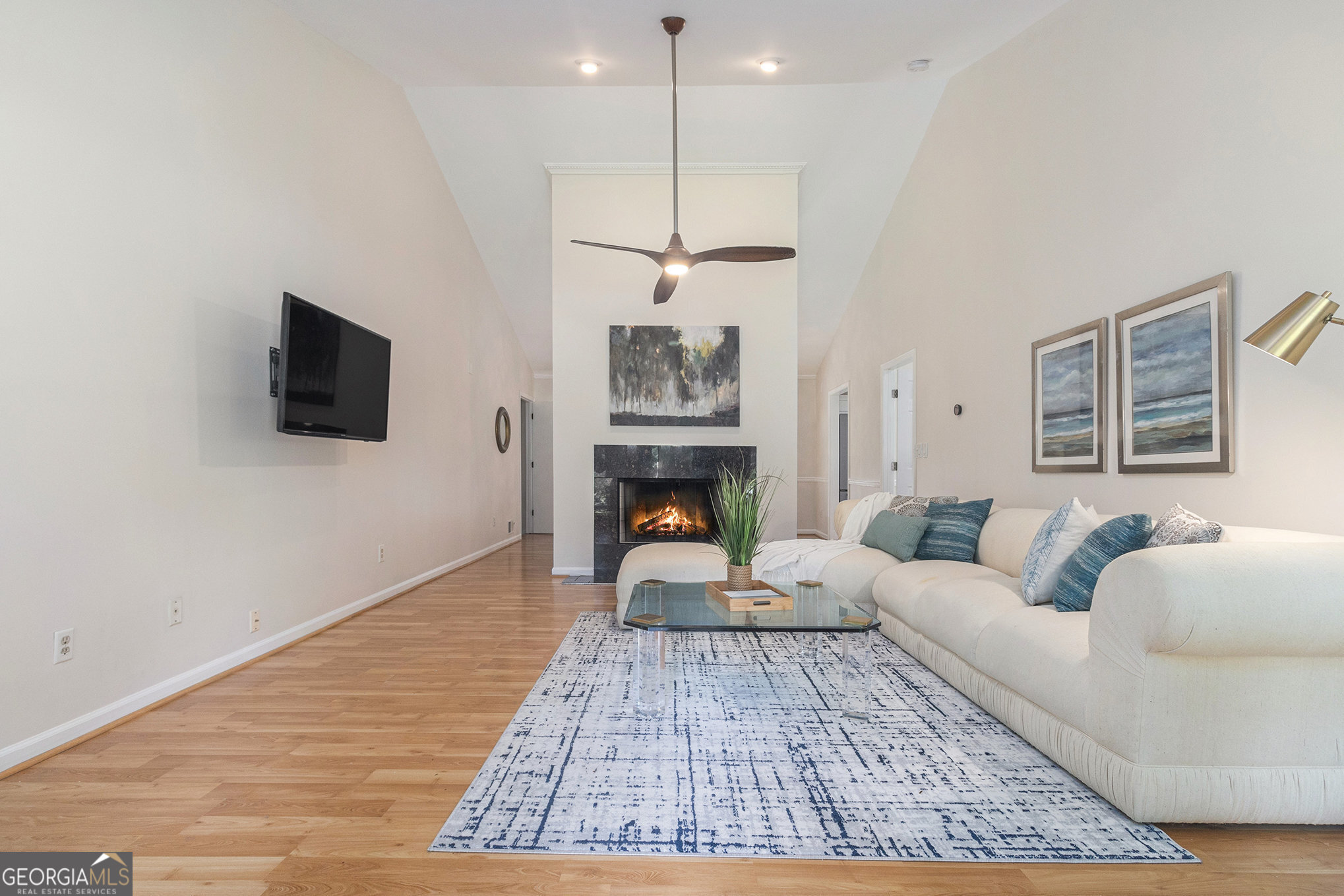 1402 McLendon DR