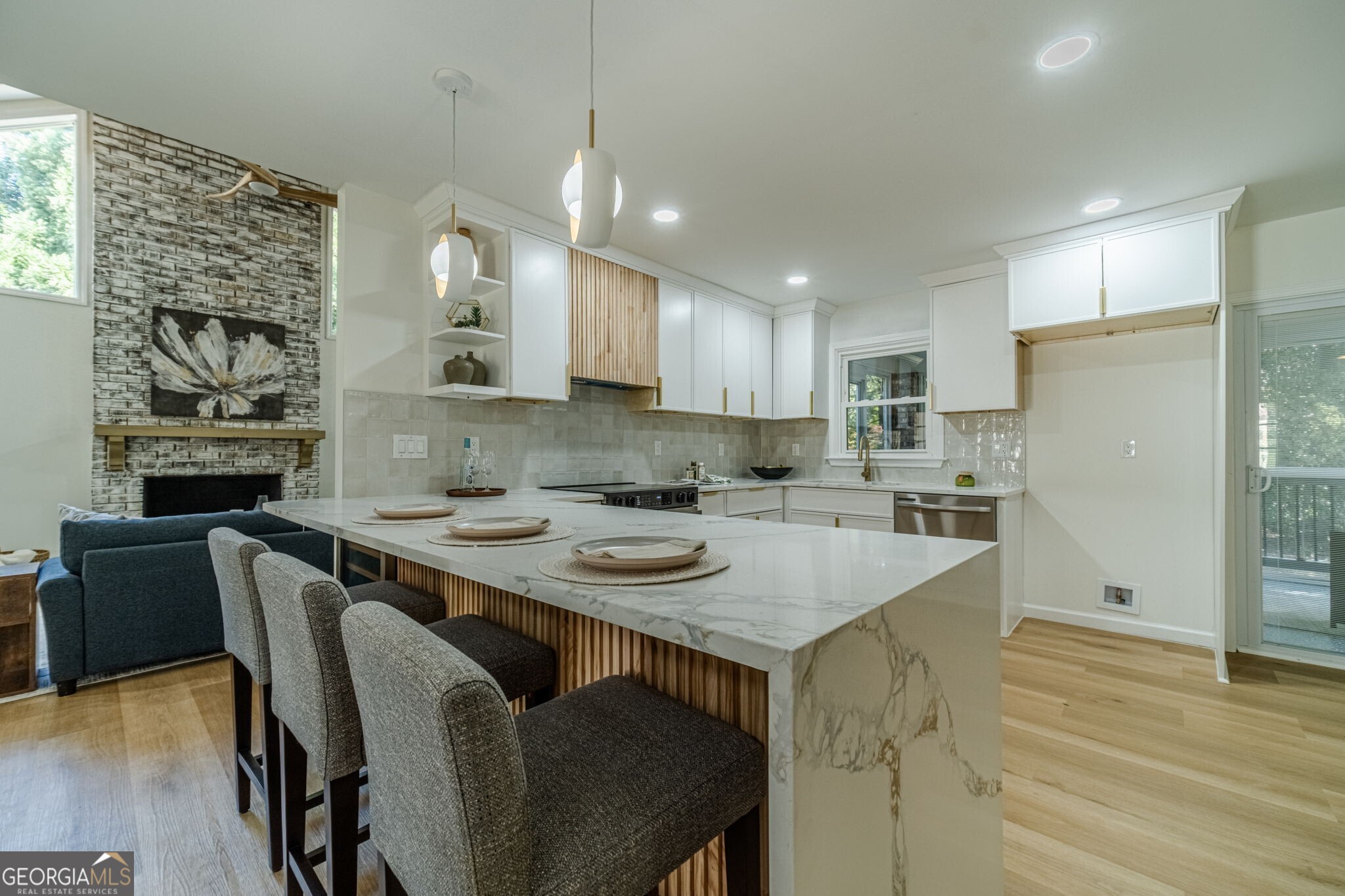 2595 Arldowne DR