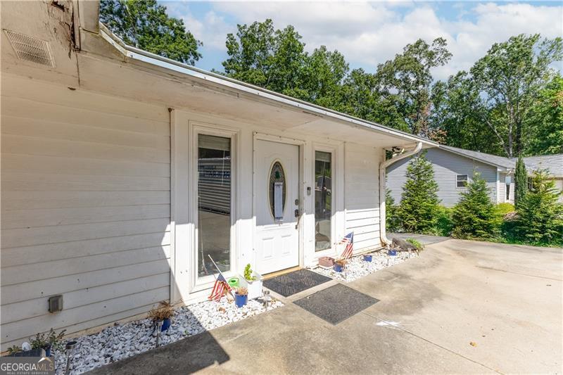 5934 Dolvin LN