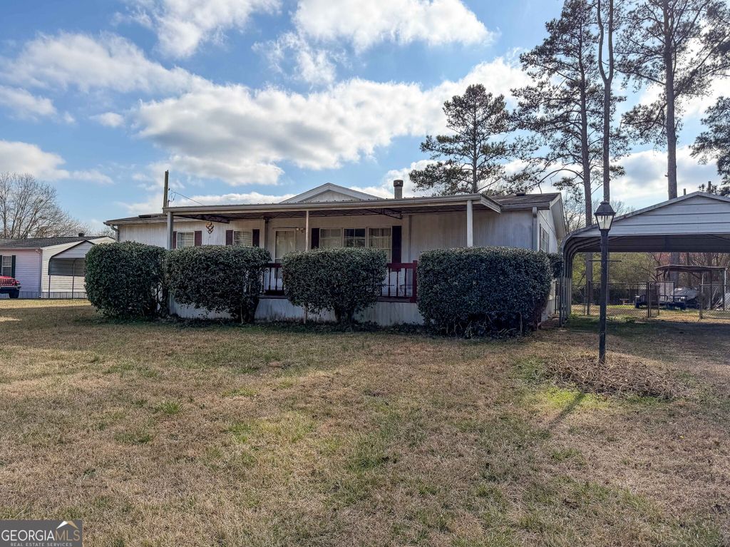 Photo of 5503 Allatoona Gateway Gtwy, Acworth, GA 30102 (MLS # 10706547)