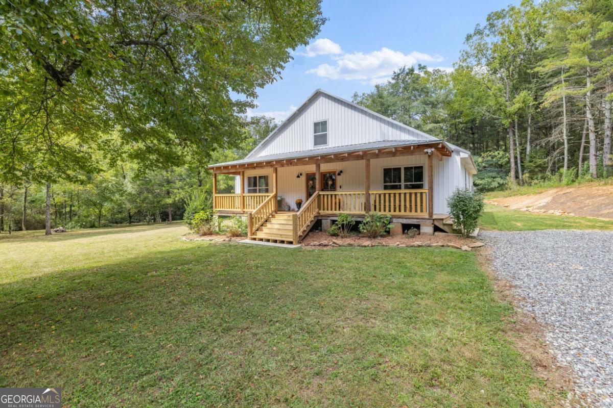 385 Amys RD
