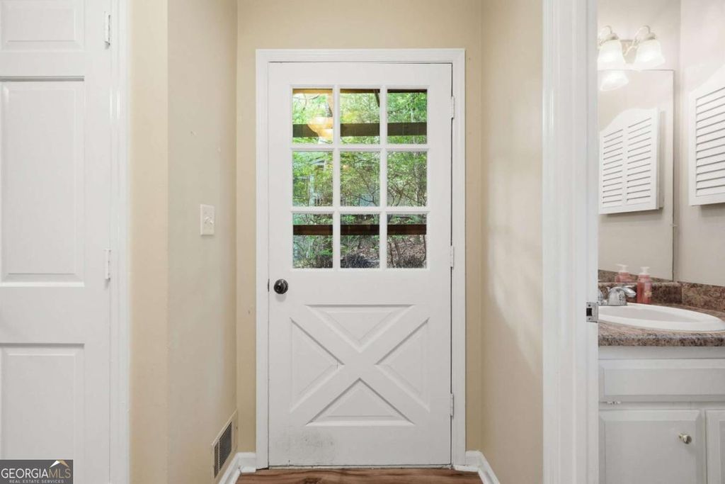 Photo of 200 Villa Road #103, Jasper, GA 30143 (MLS # 10794453)