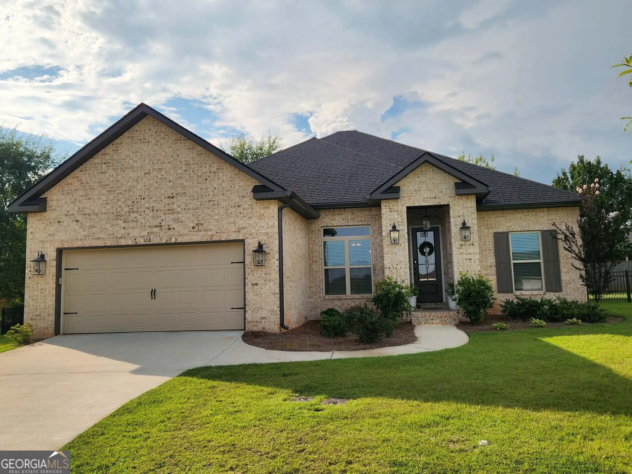 108 Raspberry Trail