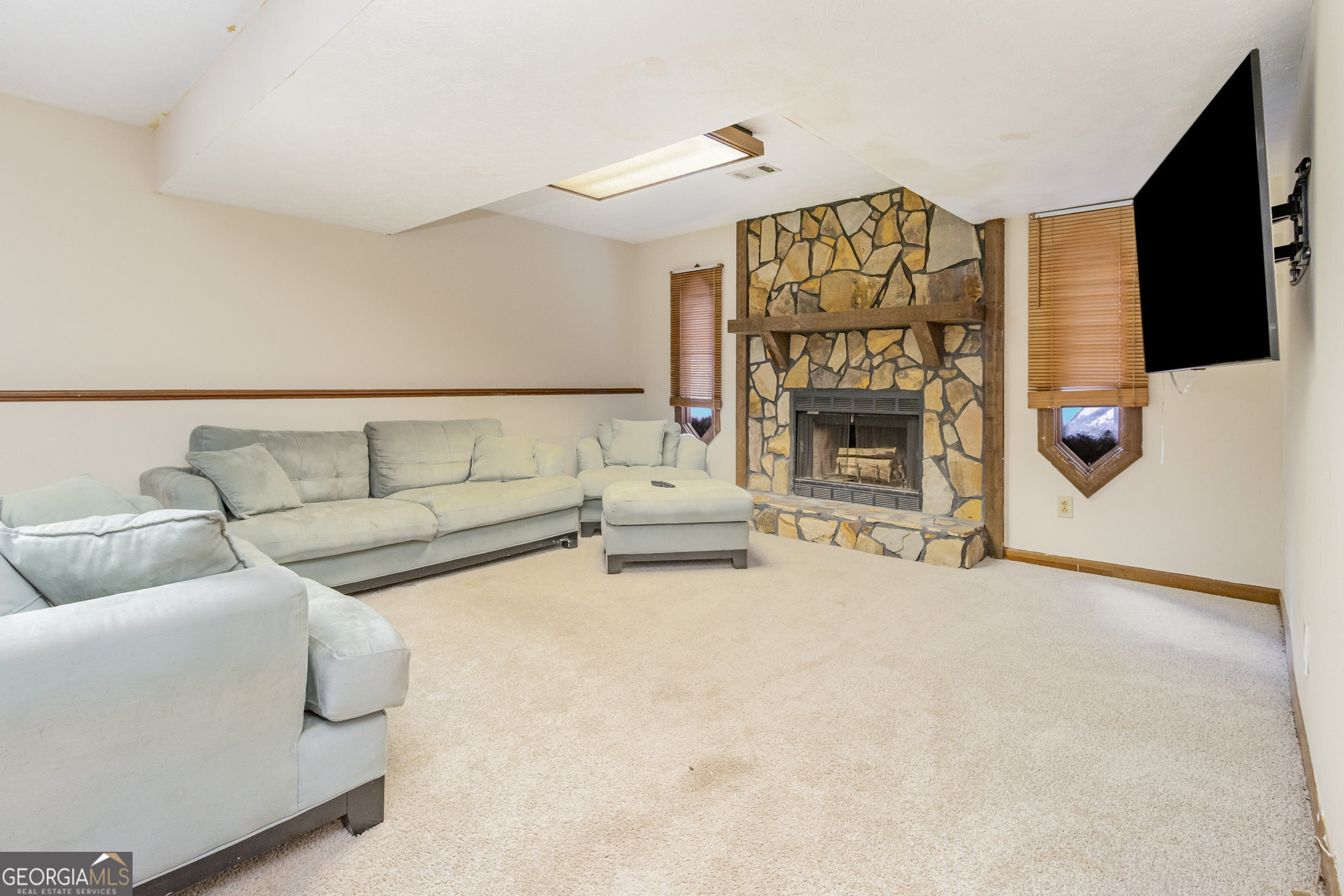 824 Cedar Lake DR SE