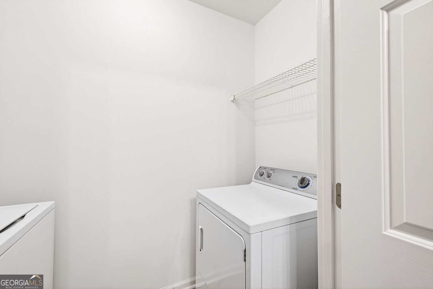 Atlanta, Georgia 30326, United States, 1 Bedroom Bedrooms, ,1 BathroomBathrooms,Residential,Active,254108