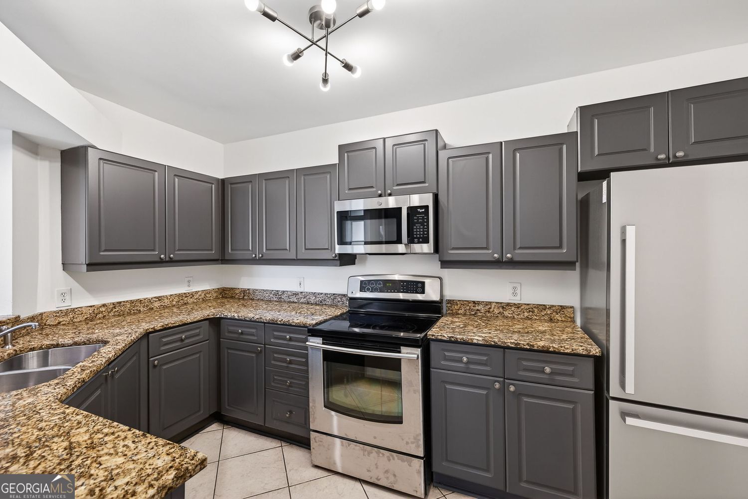 Atlanta, Georgia 30326, United States, 1 Bedroom Bedrooms, ,1 BathroomBathrooms,Residential,Active,254108