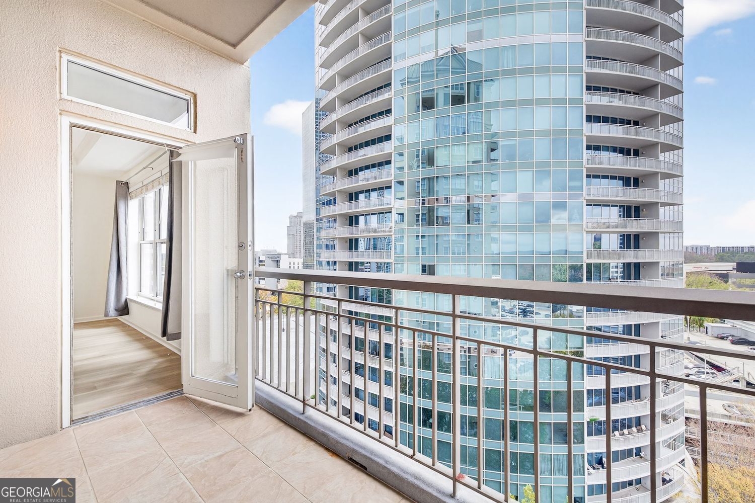 Atlanta, Georgia 30326, United States, 1 Bedroom Bedrooms, ,1 BathroomBathrooms,Residential,Active,254108