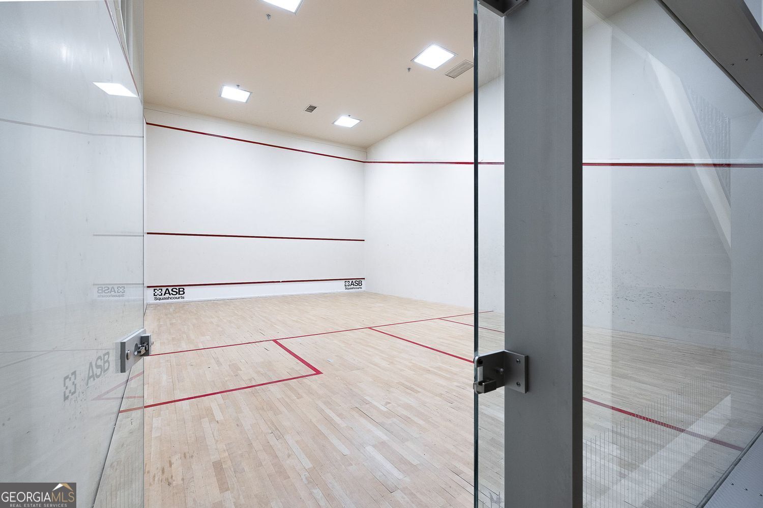 Atlanta, Georgia 30326, United States, 1 Bedroom Bedrooms, ,1 BathroomBathrooms,Residential,Active,254108