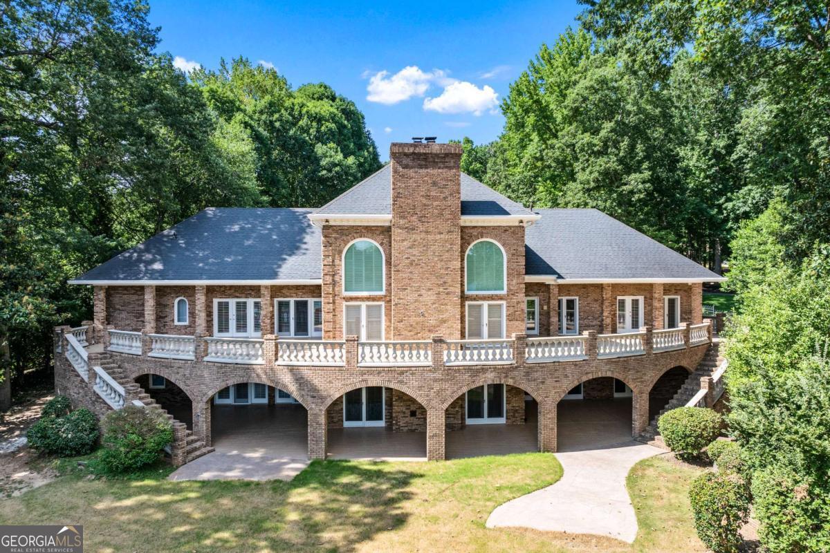 2317 Forest DR
