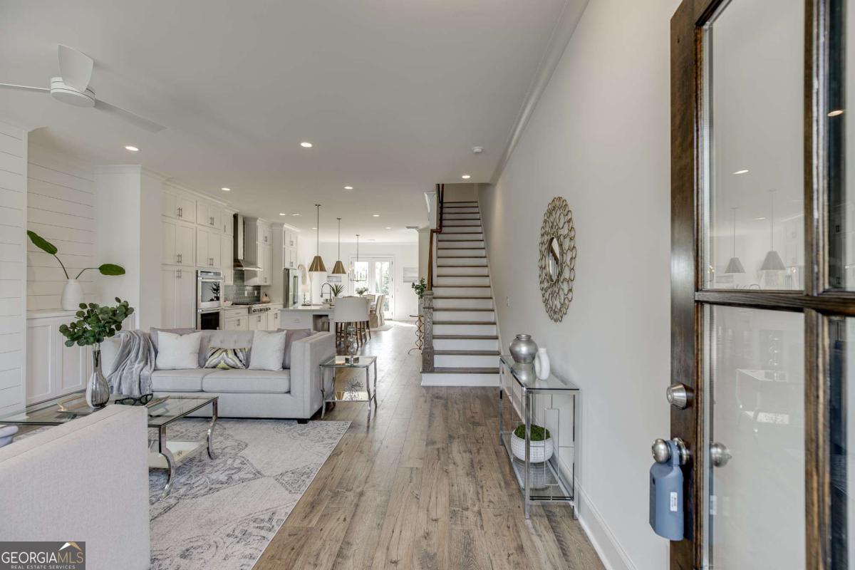 130 W Main Street 1