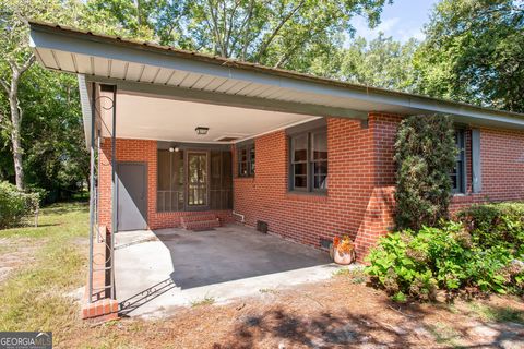 A home in Waycross