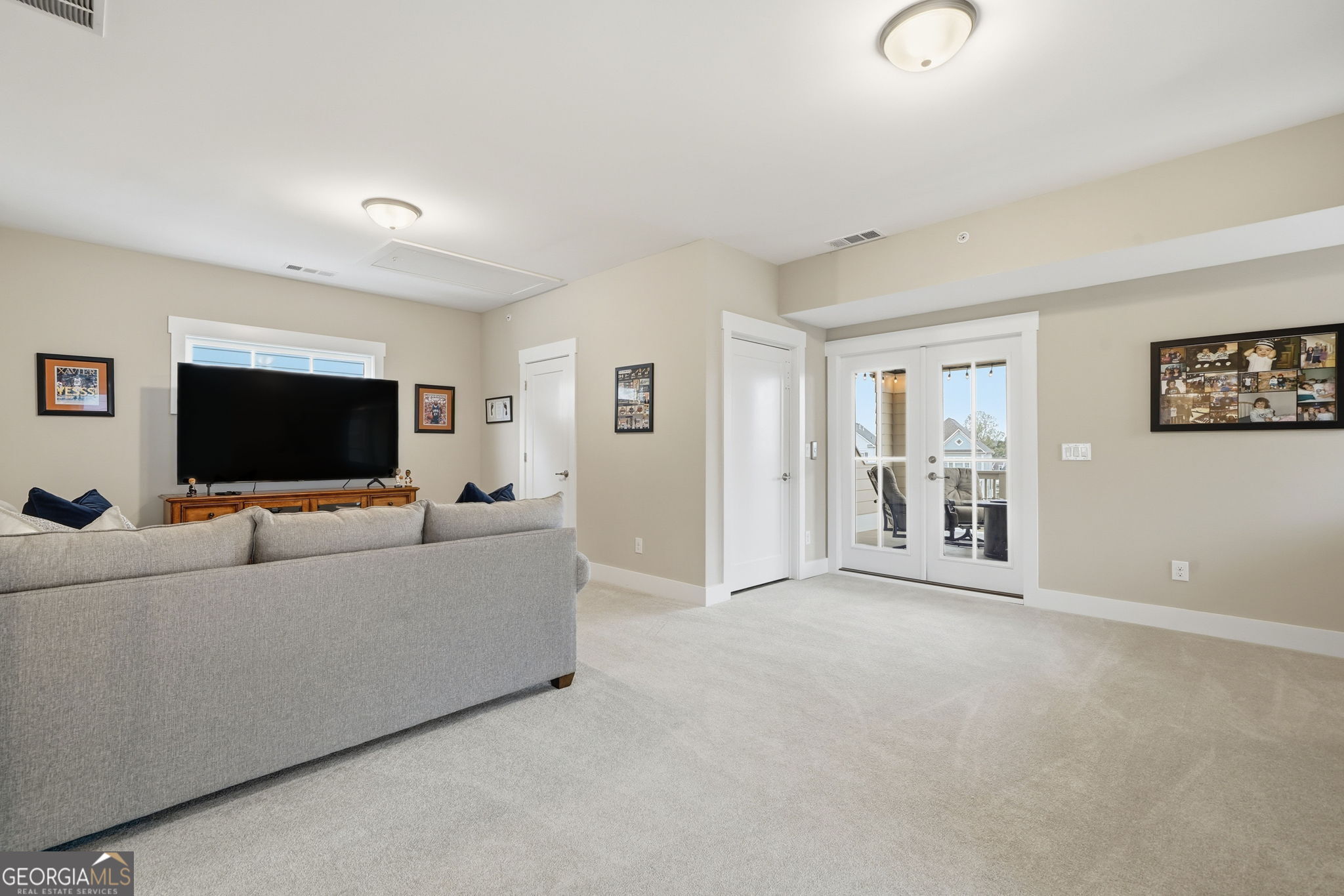 South on Main - Residential