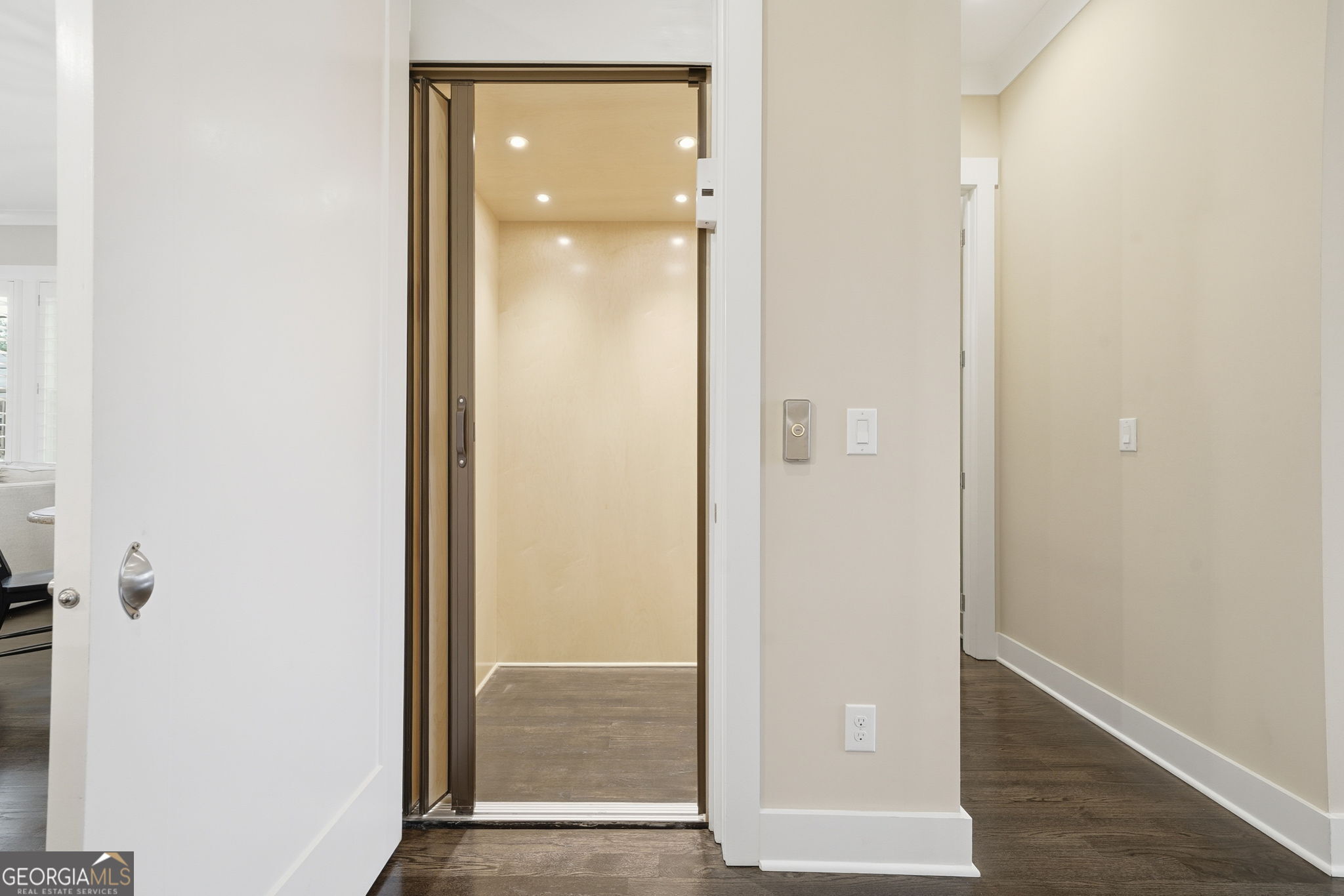 South on Main - Residential