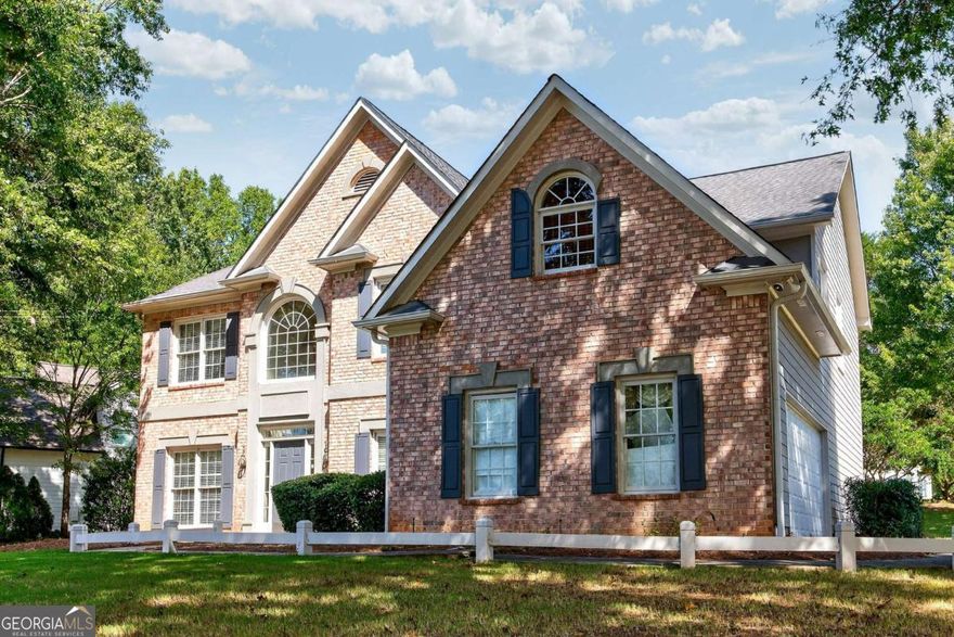 **WALK TO DOWNTOWN ALPHARETTA FROM YOUR DREAM HOME.**Clairmonte Model house, This beautifully maintained 4-bedroom, 2.5-bath home sits proudly on a corner lot with a striking brick-front exterior and freshly painted siding. Step inside to a soaring two-story foyer that fills the home with natural light and leads to a spacious family room with vaulted ceilings, seamlessly open to the kitchen - perfect for gatherings and everyday living. The kitchen boasts brand-new appliances, plenty of counter space, and views into the living area. A fresh coat of interior paint gives the home a bright, move-in ready feel. Upstairs, you'll find generously sized bedrooms, including a relaxing primary suite. Outside, enjoy the neighborhood amenities right across the street - swimming pool, tennis courts, and more! NEW AC UNIT,NEW WATER HEATER,NEW APPLIANCES,FRESH EXTERIOR PAINT. The location is unbeatable: just a short stroll to downtown Alpharetta, where you'll find dining, shopping, and entertainment at your doorstep. Don't miss your chance to own this gem in one of Alpharetta's most desirable communities!