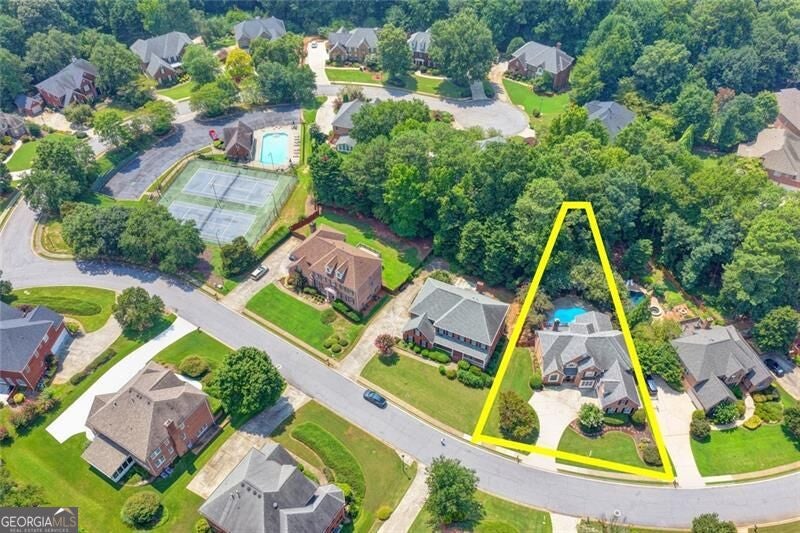 3394 Forestwood DR