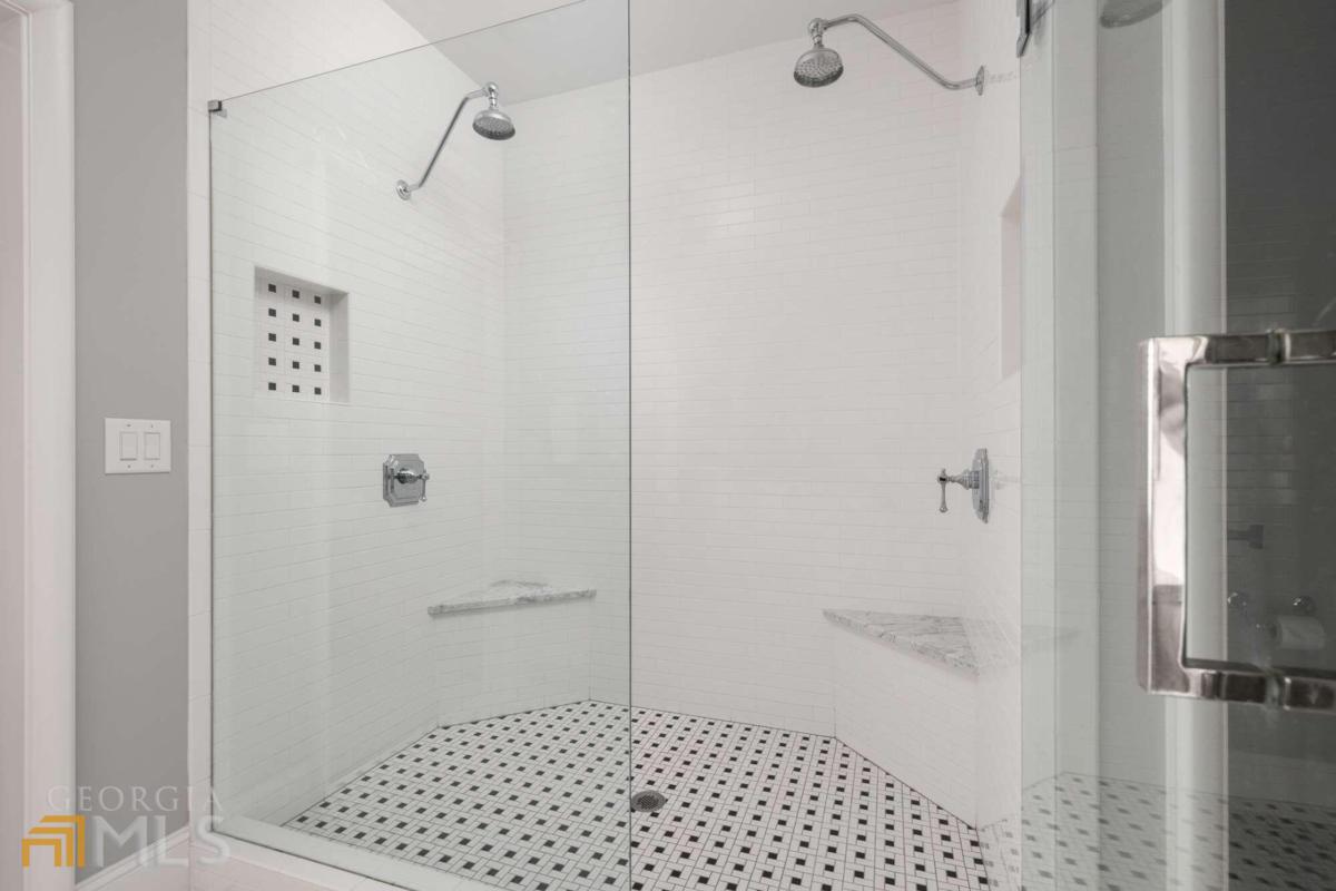 East Howard Place - Residential