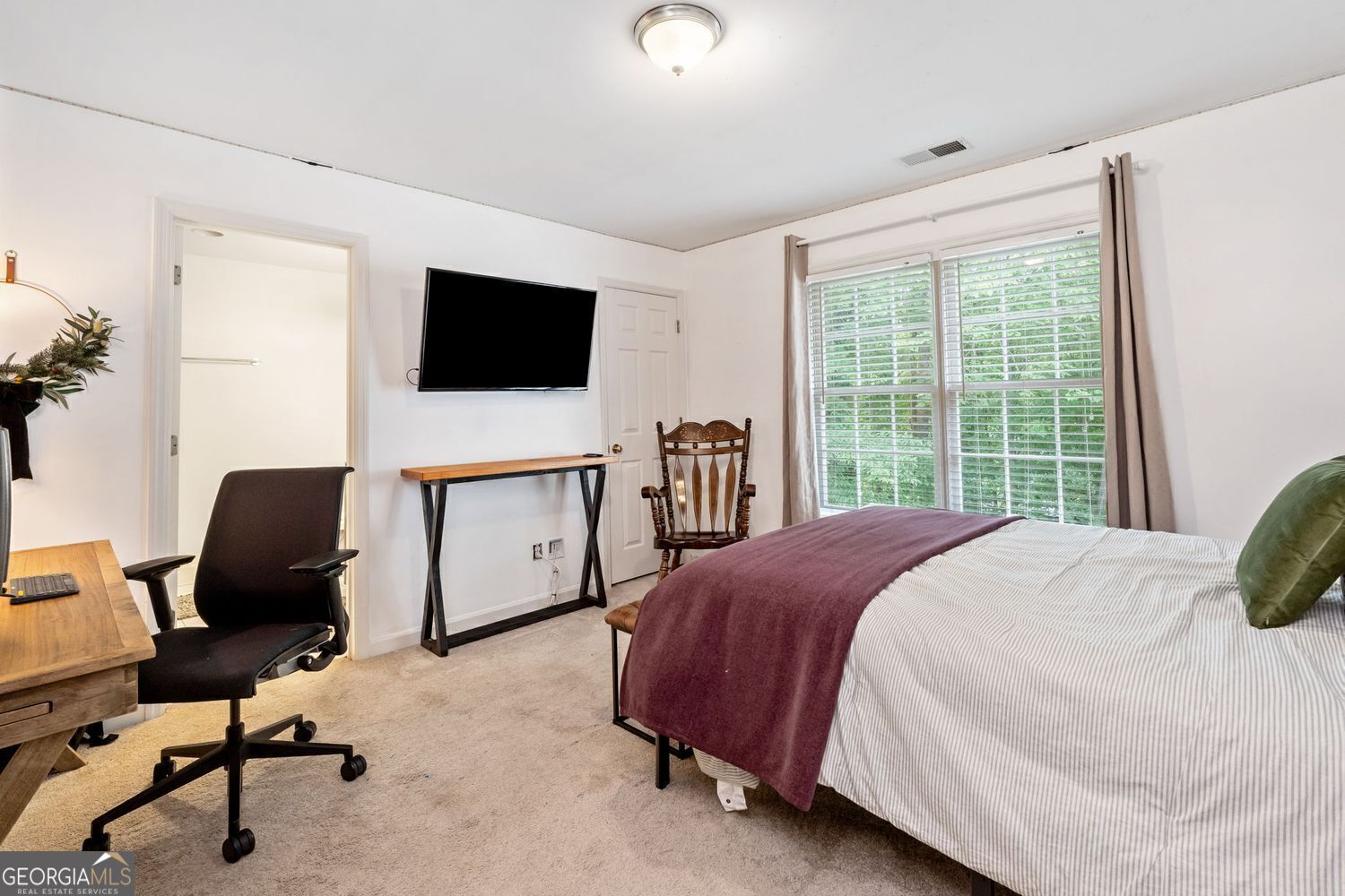 CHARLTON FORGE - Residential