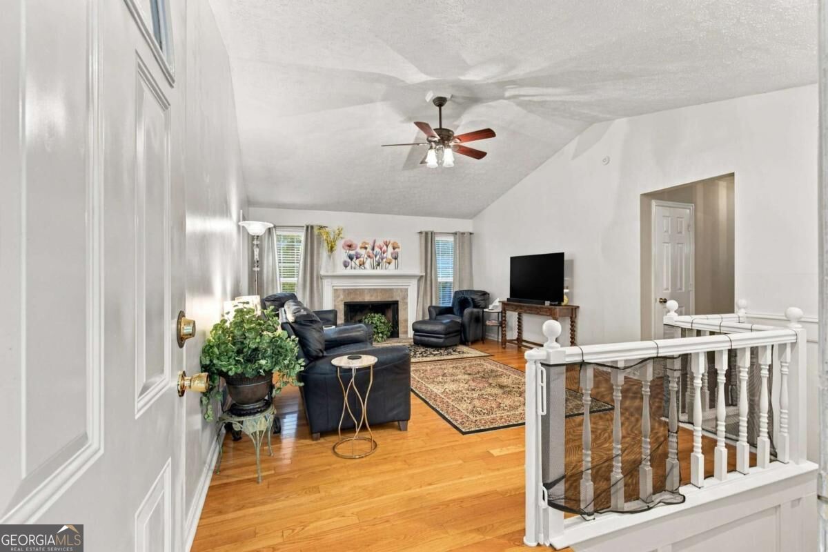 322 Mariner CIR