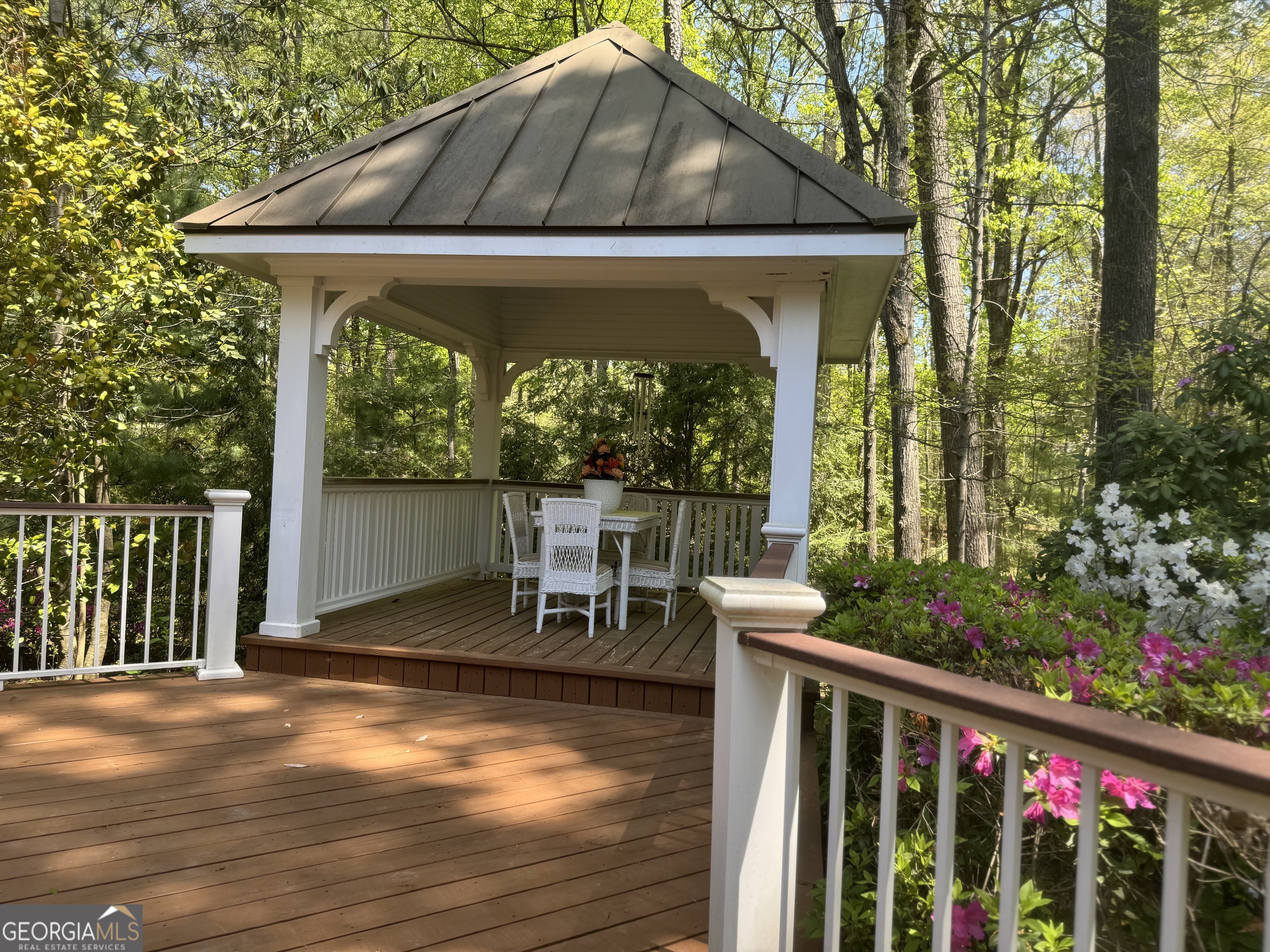 272 Sleepy Hollow RD